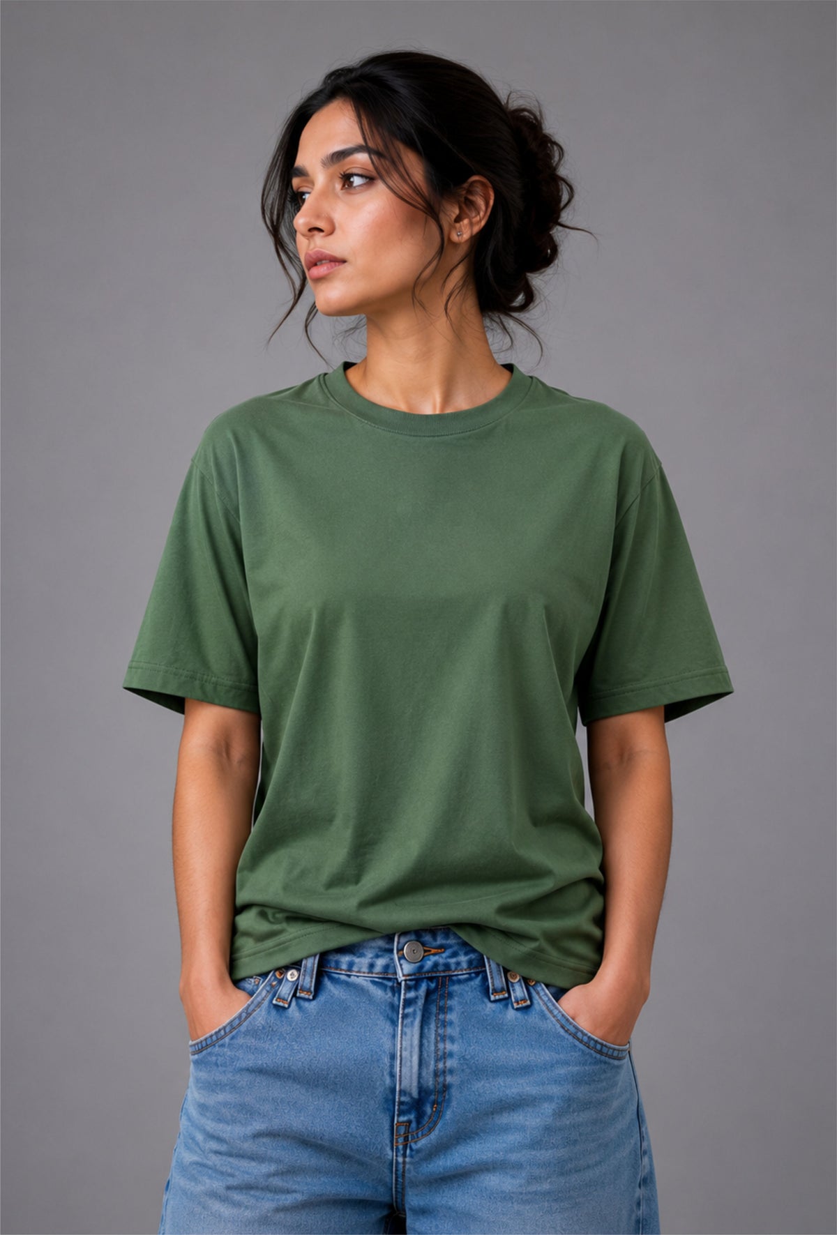 The Essential Tee (UNISEX) Bottle Green