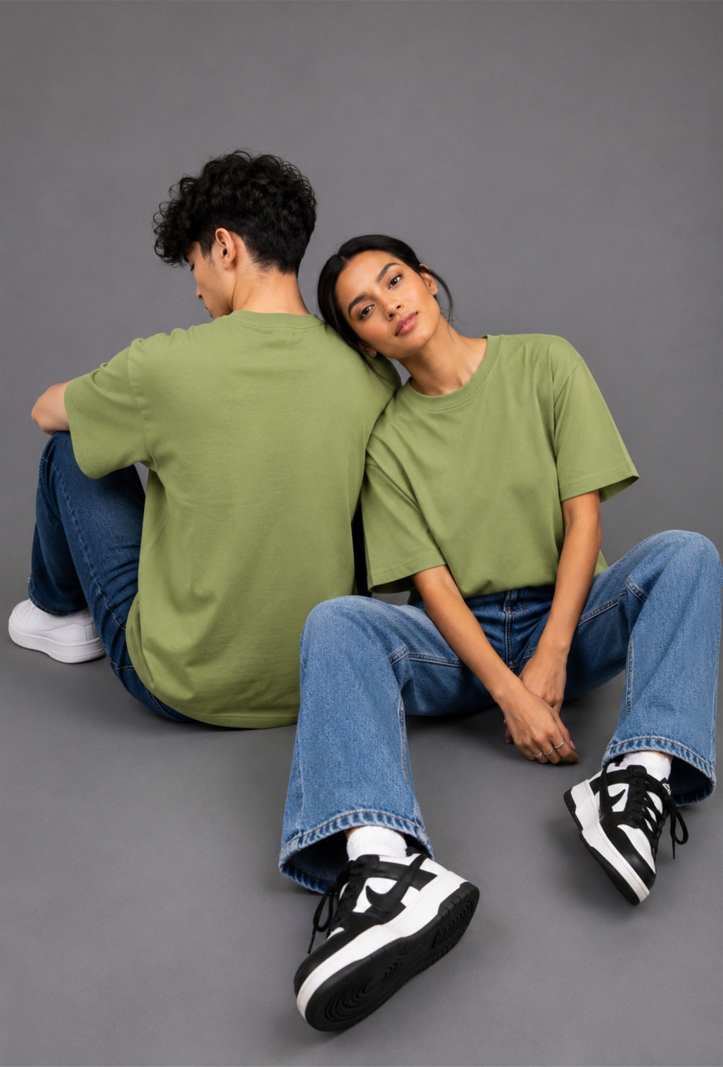 The Essential Tee (UNISEX) Kiwi Green